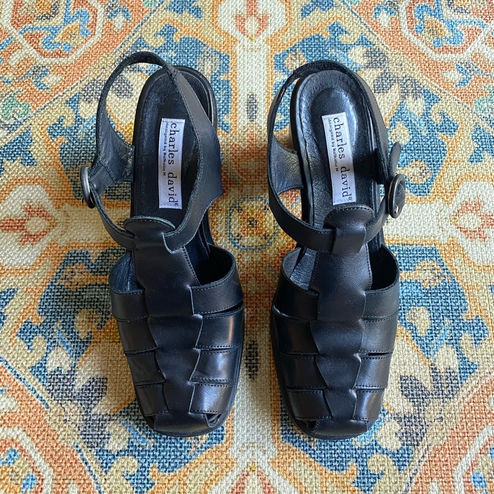 Charles David leather closed toe heeled sandal